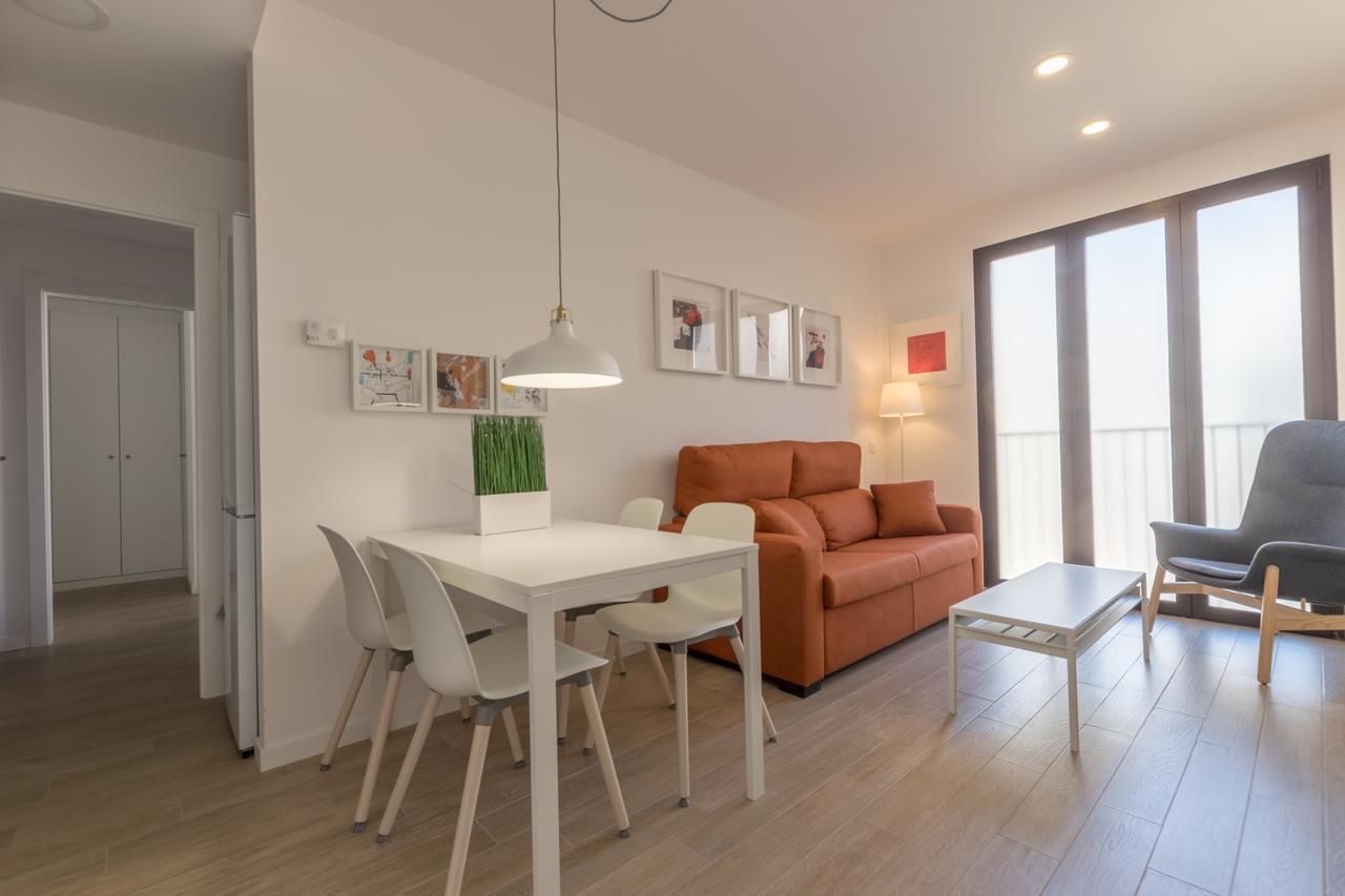 Apartments Madrina Valence Extérieur photo