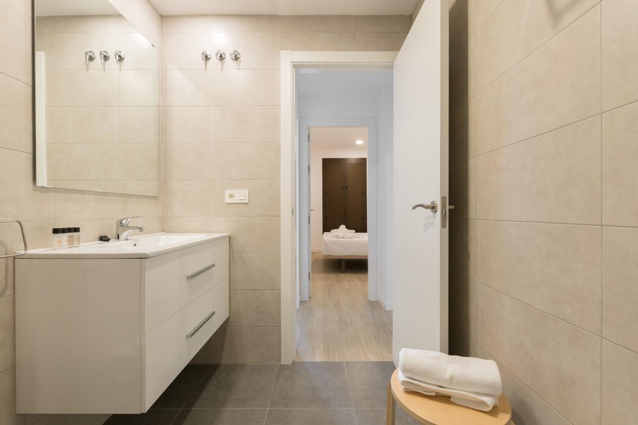 Apartments Madrina Valence Extérieur photo