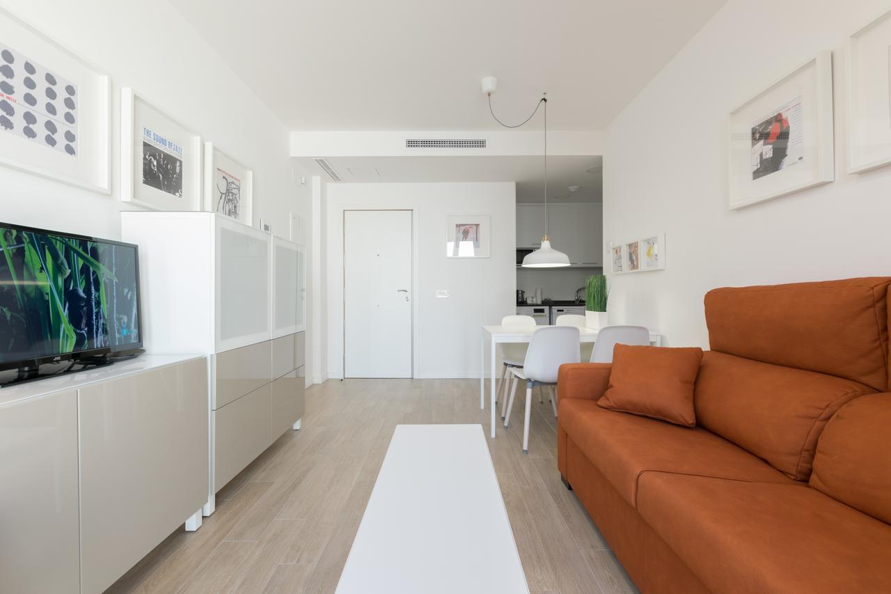 Apartments Madrina Valence Extérieur photo
