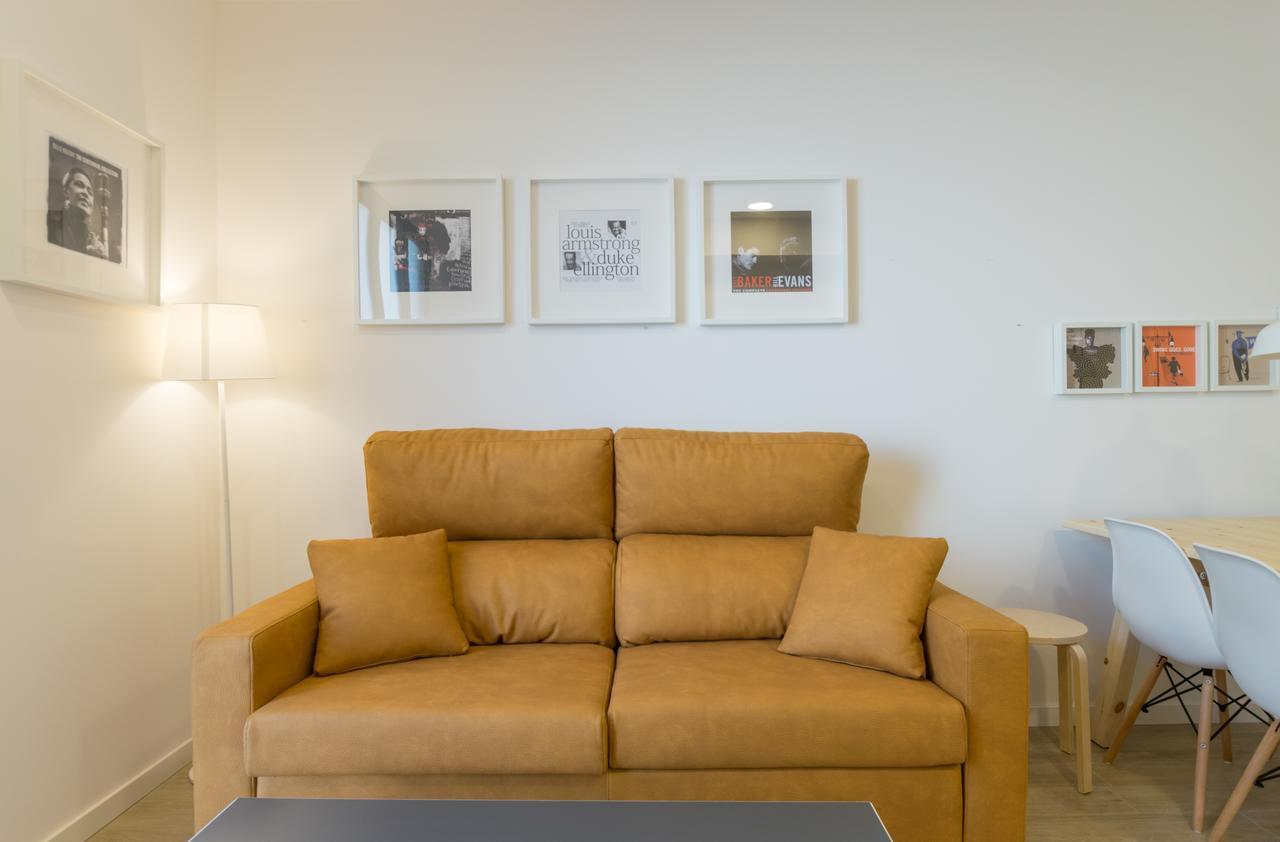 Apartments Madrina Valence Extérieur photo