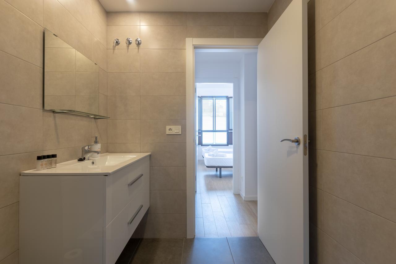 Apartments Madrina Valence Extérieur photo