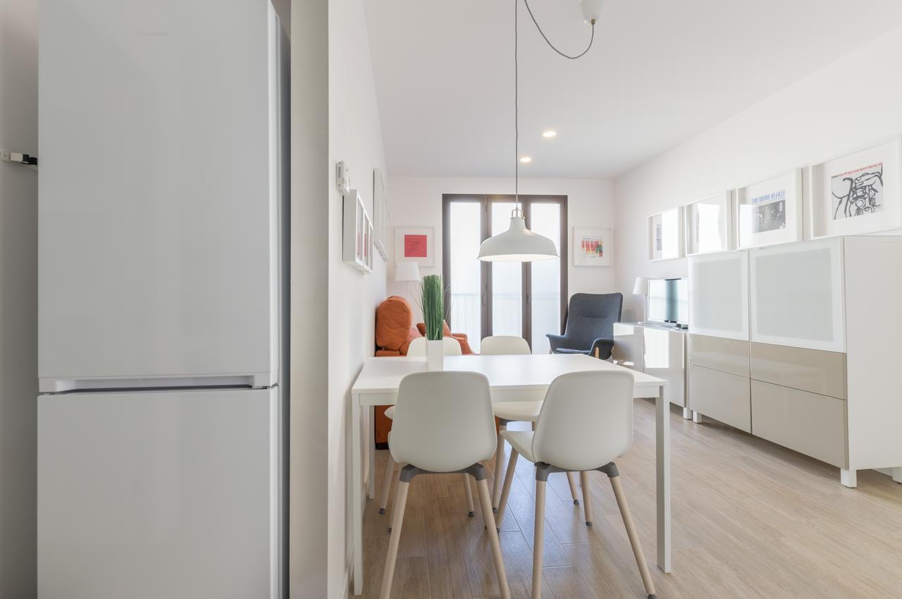 Apartments Madrina Valence Extérieur photo