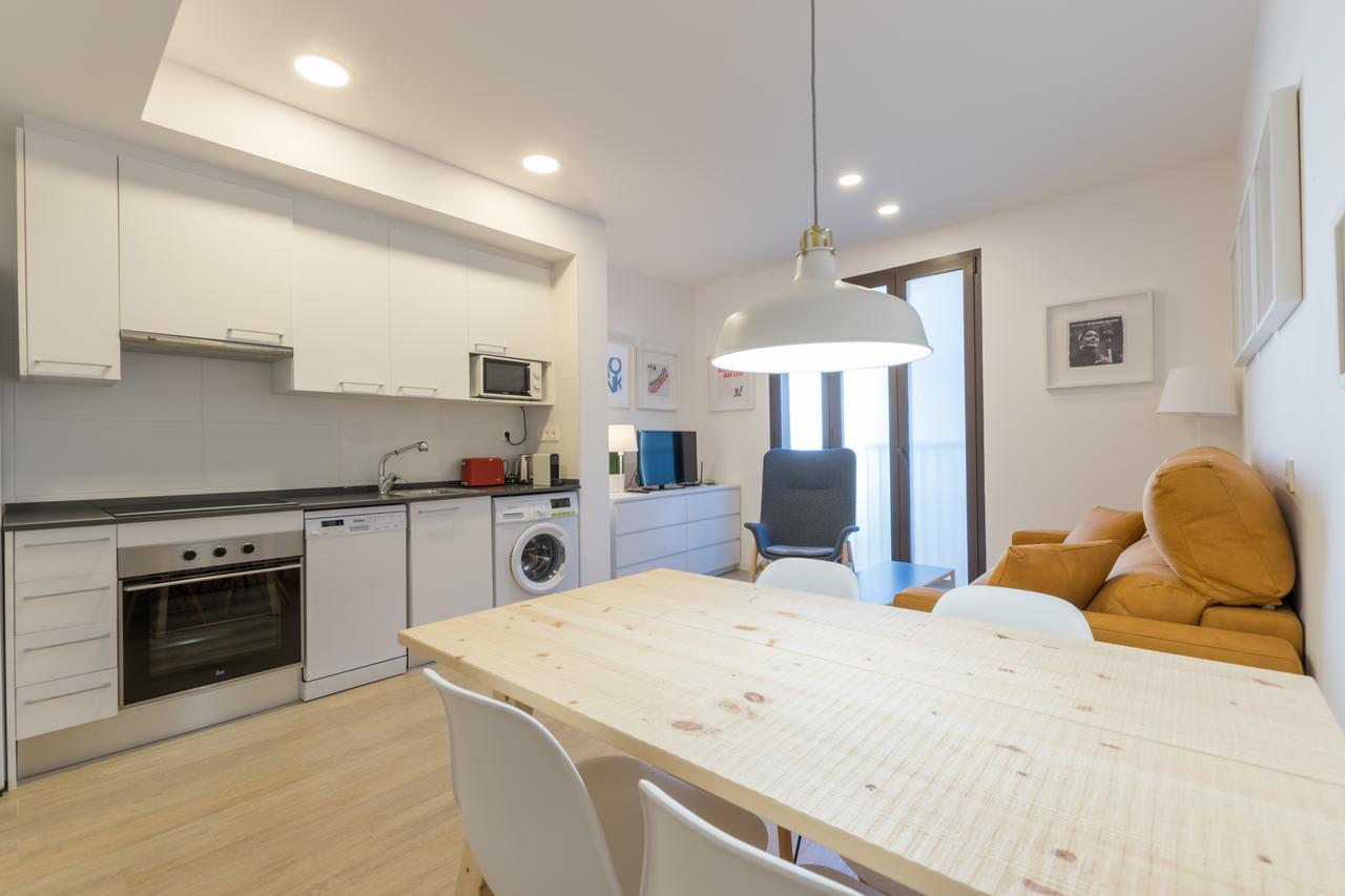 Apartments Madrina Valence Extérieur photo