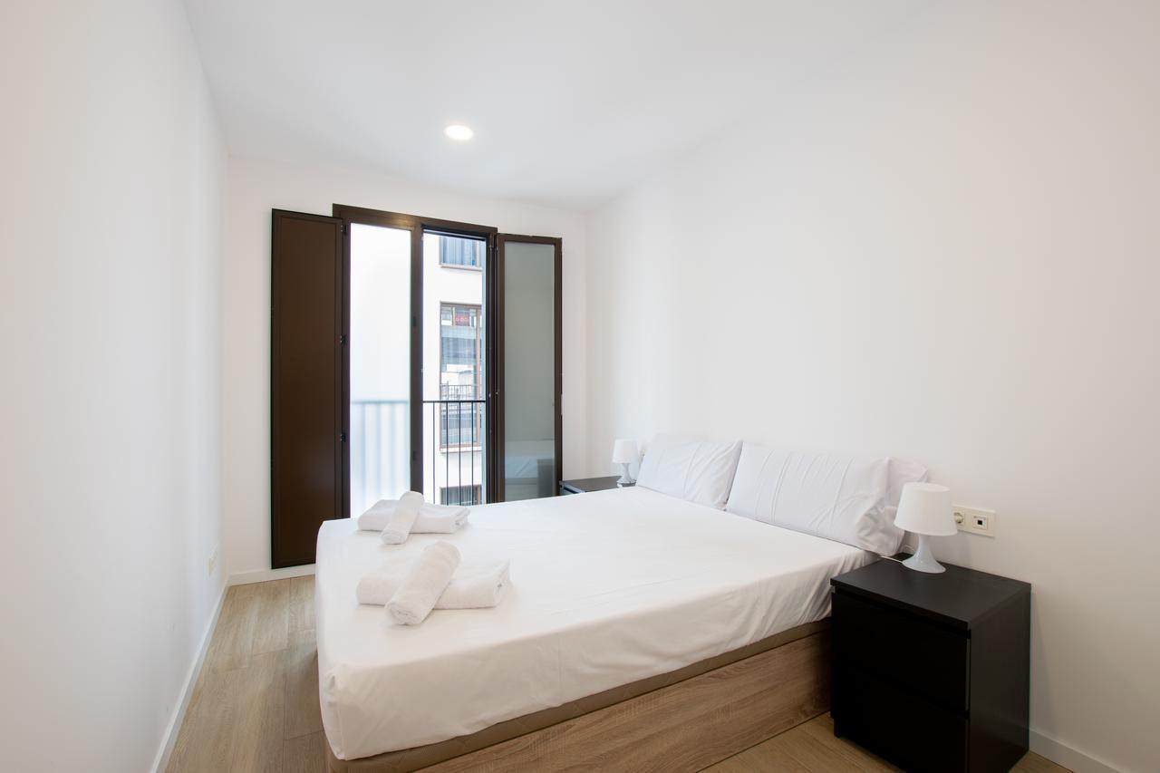 Apartments Madrina Valence Extérieur photo