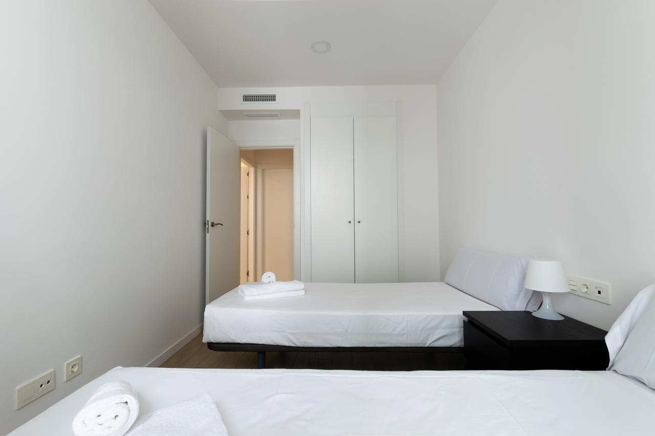 Apartments Madrina Valence Extérieur photo