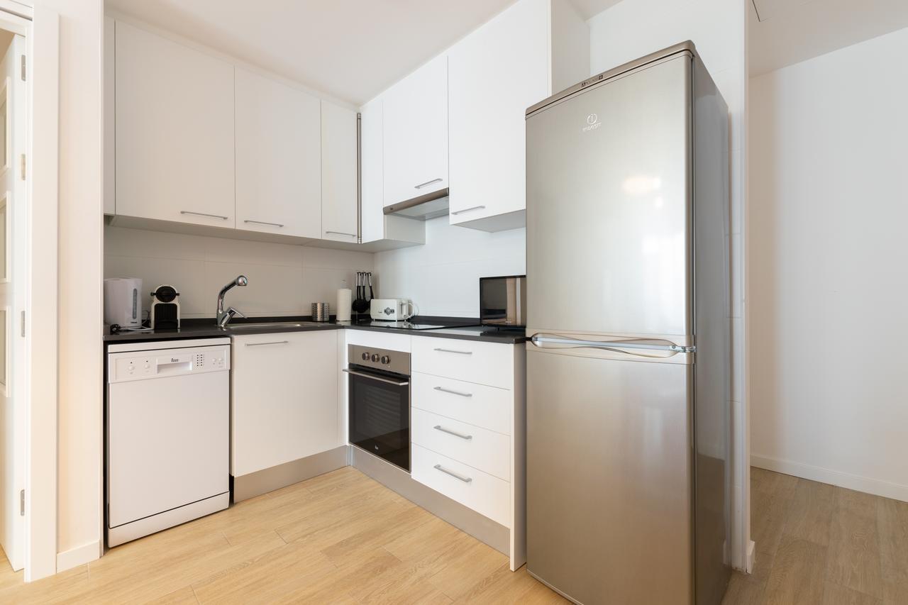 Apartments Madrina Valence Extérieur photo